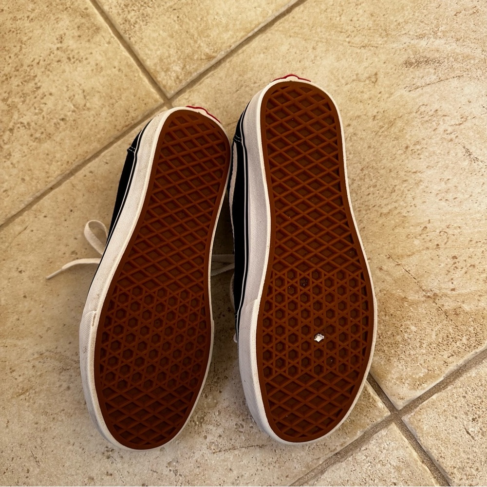 Vans Women Shoes - Picture 7 of 8